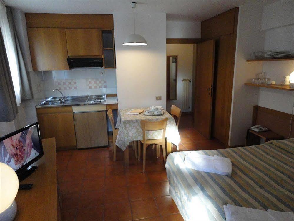 Appartamenti Corte Residence Борка ди Кадоре Екстериор снимка